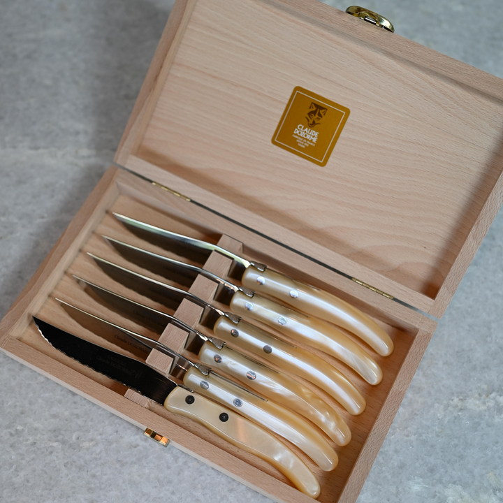 Claude Dozorme Box of 6 Steak knives